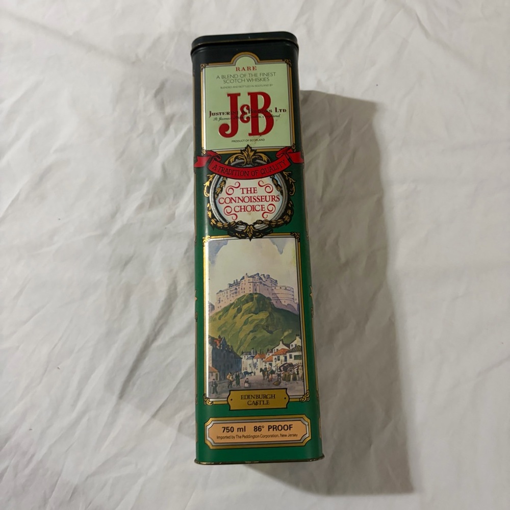 J&B scotch tin - Picture 4 of 5